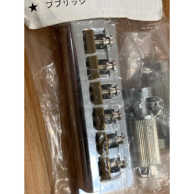 ALL PARTS 5741300 エレキギター用バダスタイプブリッジの通販 ALL PARTS 5741300 エレキギター用バダスタイプブリッジの通販