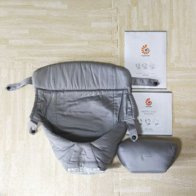 Ergobaby(エルゴベビー)のyaam☆さま専用【正規品】エルゴベビー･インファント インサート キッズ/ベビー/マタニティの外出/移動用品(抱っこひも/おんぶひも)の商品写真