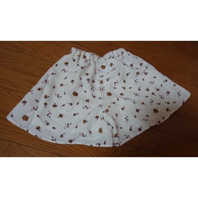 GU(ジーユー)の＊GUのショートパンツ＊ キッズ/ベビー/マタニティのキッズ服女の子用(90cm~)(パンツ/スパッツ)の商品写真