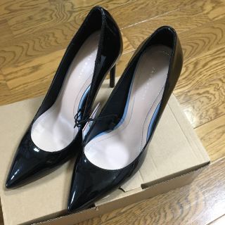 ザラ(ZARA)の週末値下げ！新品 zara ザラ ZARA エナメルパンプス(ハイヒール/パンプス)