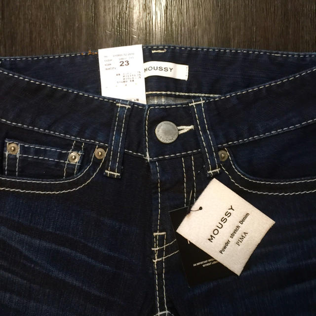 moussy(マウジー)の[新品] MOUSSY POWDER Straight Slim 23inch レディースのパンツ(デニム/ジーンズ)の商品写真