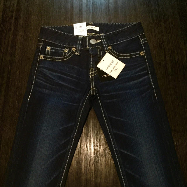 moussy(マウジー)の[新品] MOUSSY POWDER Straight Slim 23inch レディースのパンツ(デニム/ジーンズ)の商品写真