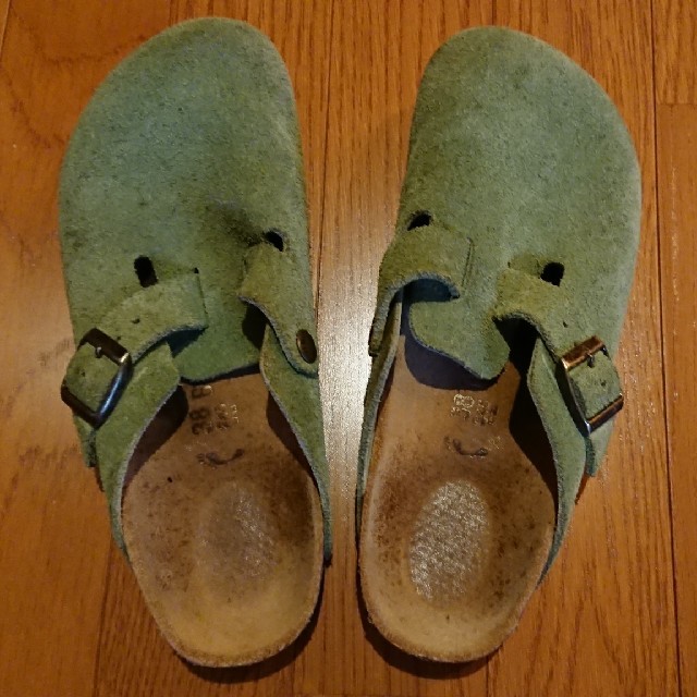 BIRKENSTOCK(ビルケンシュトック)のBIRKENSTOCK ボストン グリーン お値段見直し レディースの靴/シューズ(サンダル)の商品写真