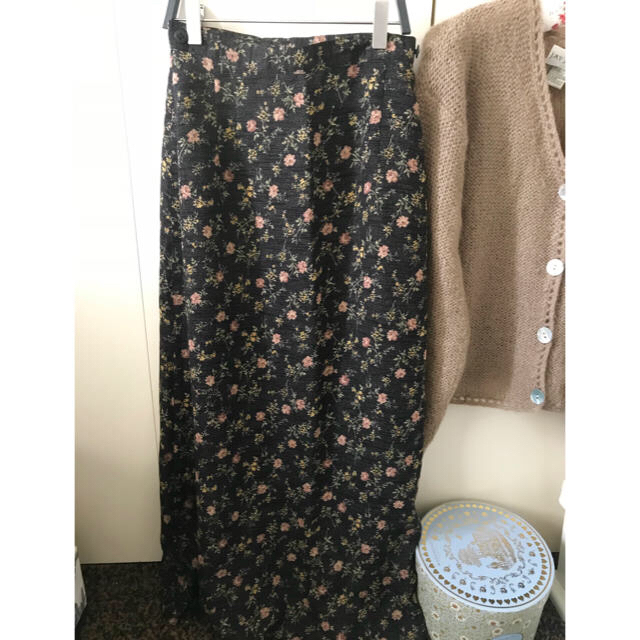 Lochie(ロキエ)のvintage flower skirt レディースのスカート(ロングスカート)の商品写真