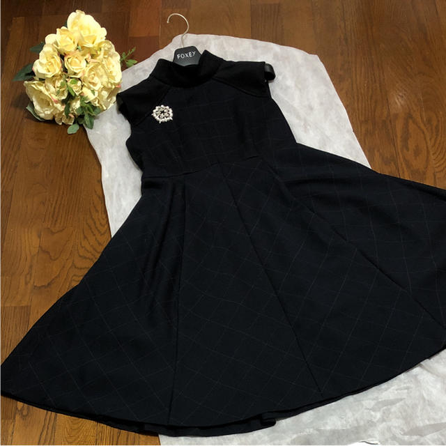 FOXEY(フォクシー)のお値下げしました♡FOXEY♡ Dress"Nerine" レディースのワンピース(ひざ丈ワンピース)の商品写真