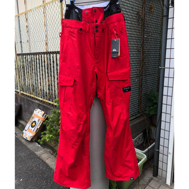 QUIKSILVER(クイックシルバー)の新品スノーボード パンツL size スポーツ/アウトドアのスノーボード(ウエア/装備)の商品写真