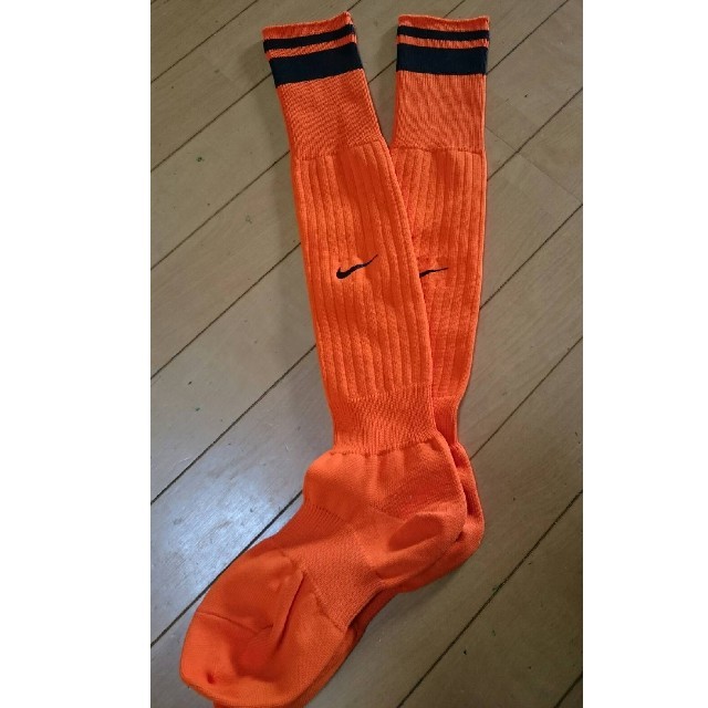 NIKE(ナイキ)のバッチ様専用　サッカー用ソックス スポーツ/アウトドアのサッカー/フットサル(その他)の商品写真