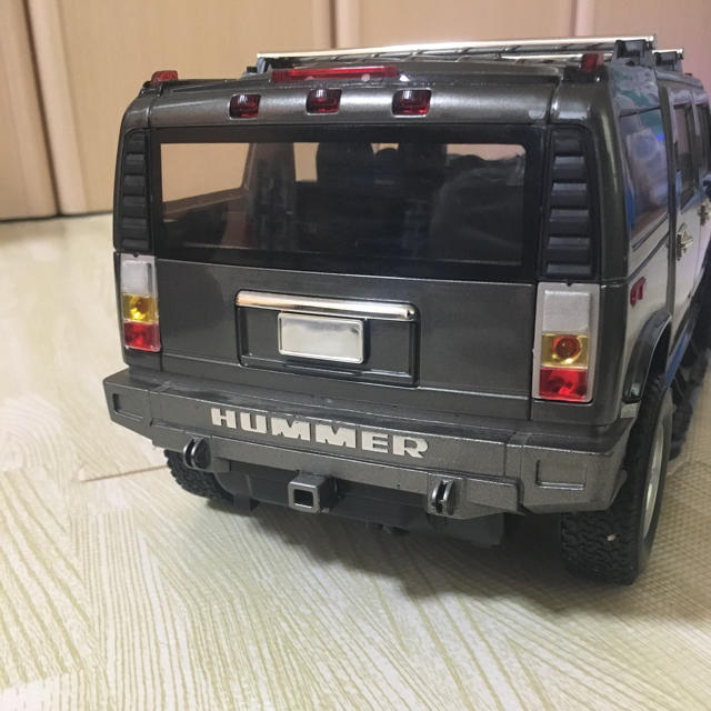 HUMMER(ハマー)のH2HUMMERラジコン エンタメ/ホビーのおもちゃ/ぬいぐるみ(ホビーラジコン)の商品写真