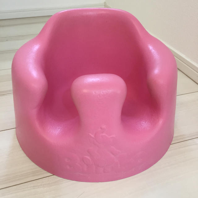 Bumbo(バンボ)のバンボ 赤ちゃん用イス キッズ/ベビー/マタニティの授乳/お食事用品(その他)の商品写真