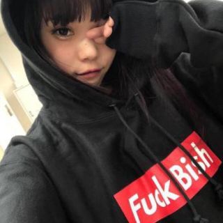 チャンピオン(Champion)の【新品】BiSH  パーカー(パーカー)