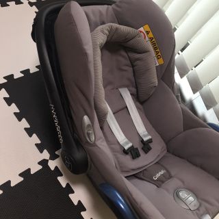 マキシコシ(Maxi-Cosi)の美品 マキシコシ カブリオフィックス チャイルドシート バウンサー(自動車用チャイルドシート本体)