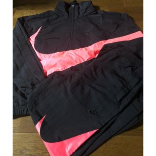 ナイキ(NIKE)のNIKE BIG LOGO training suits(ナイロンジャケット)