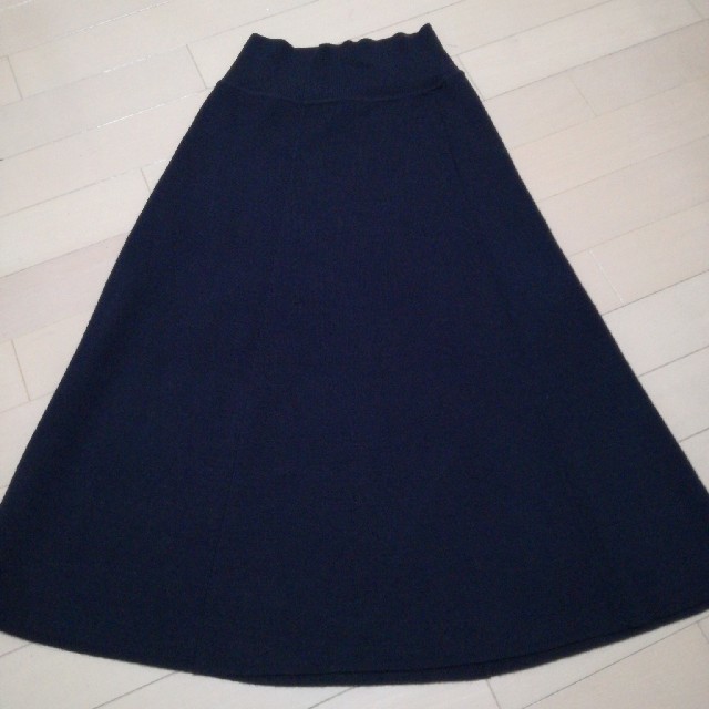 UNIQLO(ユニクロ)のユニクロ　ルメール　コラボスカート レディースのスカート(ひざ丈スカート)の商品写真