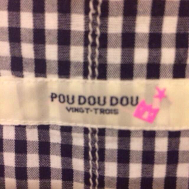 POU DOU DOU(プードゥドゥ)のPOU DOU DUO 白シャツ レディースのトップス(シャツ/ブラウス(長袖/七分))の商品写真