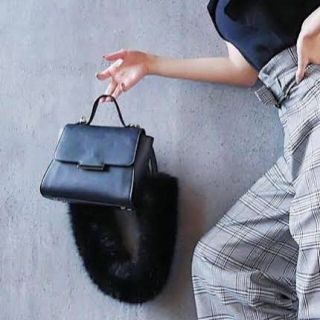 リエンダ(rienda)のFaux Fur ストラップバッグ(ショルダーバッグ)