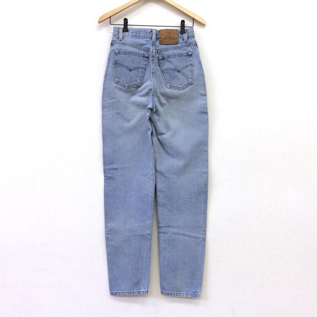 再入荷国産】 Levi's Levi's savoy デニムの通販 by kaho's shop｜リーバイスならラクマ