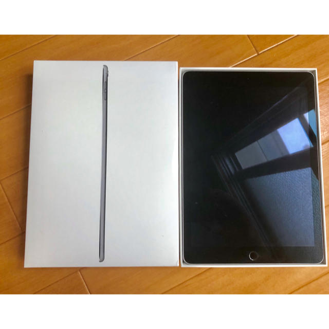 スマホ/家電/カメラiPad Pro WiFiモデル 9.7インチ 128GB スペースグレイ 美品