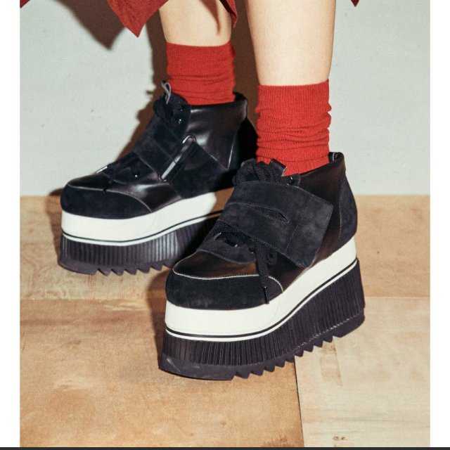 PAMEO POSE - PAMEO POSE Chimera Sole Shoesの通販 by シオ ヒガリ's