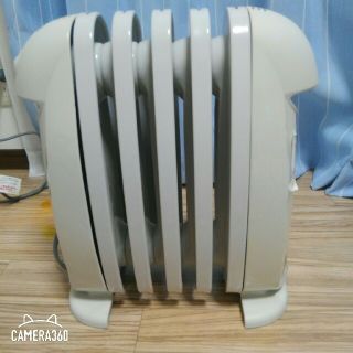 デロンギ(DeLonghi)のデロンギ オイルヒーター(オイルヒーター)