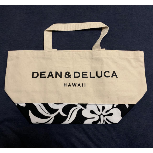 DEAN & DELUCA(ディーンアンドデルーカ)のDEAN&DELUCA HAWAII  限定 ハイビスカス柄 トート レディースのバッグ(トートバッグ)の商品写真