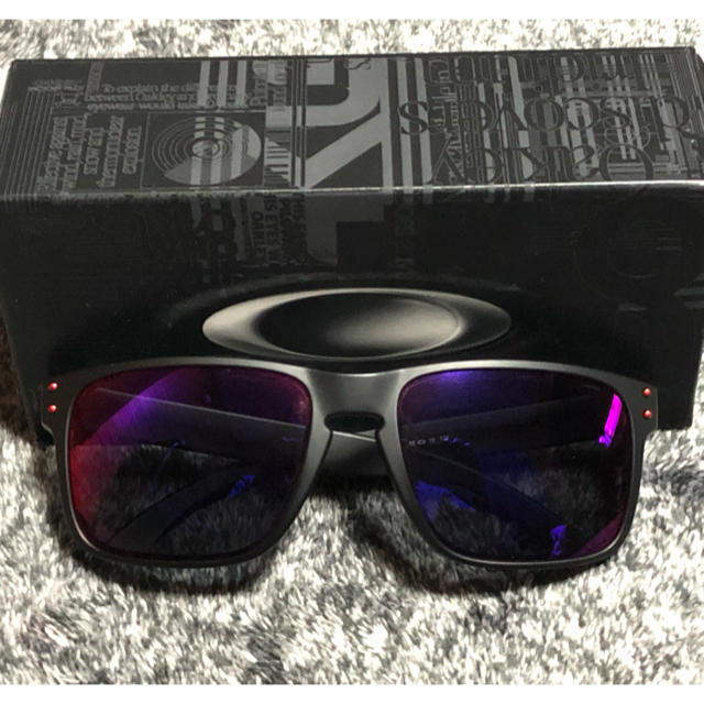 Oakley(オークリー)のオークリー ホルブルック メンズのファッション小物(サングラス/メガネ)の商品写真