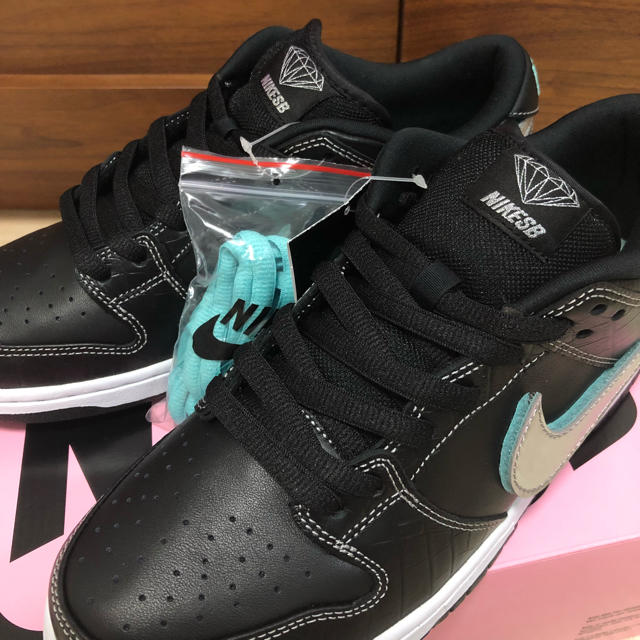 NIKE(ナイキ)の★27.5★NIKE SB DUNK Low Pro “DIAMOND” メンズの靴/シューズ(スニーカー)の商品写真