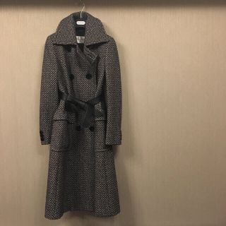 マックスマーラ(Max Mara)の【売り切れ】 *+MAX MARA+*白タグ ロングコート(ロングコート)