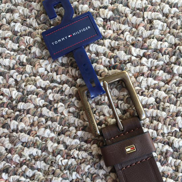 TOMMY HILFIGER(トミーヒルフィガー)のトミーヒルビガー ベルト サイズM L XL メンズのファッション小物(ベルト)の商品写真