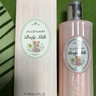 ジルスチュアート(JILLSTUART)のジルスチュアート ボディミルク(ボディクリーム)