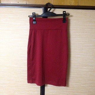 グレイル(GRL)のGRL大人綺麗めバンテージスカート  赤(ひざ丈スカート)