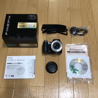 フジフイルム(富士フイルム)の【3/2 値下げしました】富士フイルムデジカメ FINEPIX S8100fd(コンパクトデジタルカメラ)