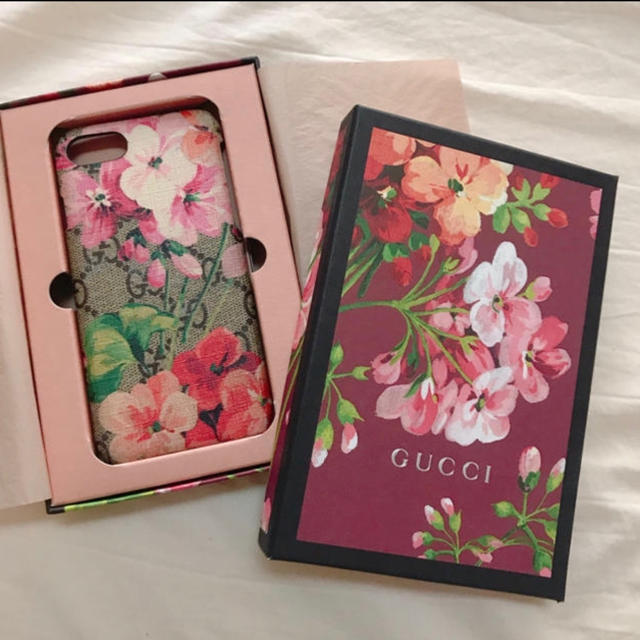 エルメス iphone8 ケース 海外 / Gucci - GUCCI スマホケースの通販 by serina's shop｜グッチならラクマ