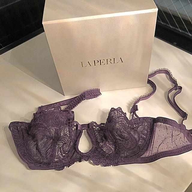 LA PERLA(ラペルラ)のラペルラ 未使用 約3万円 レディースの下着/アンダーウェア(ブラ)の商品写真