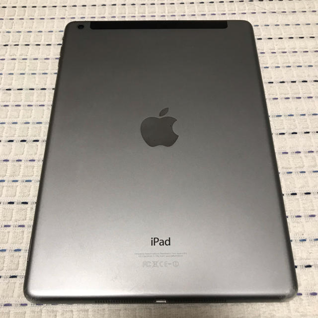 iPad(アイパッド)のiPad Air 64GB セルラーモデル スペースグレイ 美品 スマホ/家電/カメラのPC/タブレット(タブレット)の商品写真