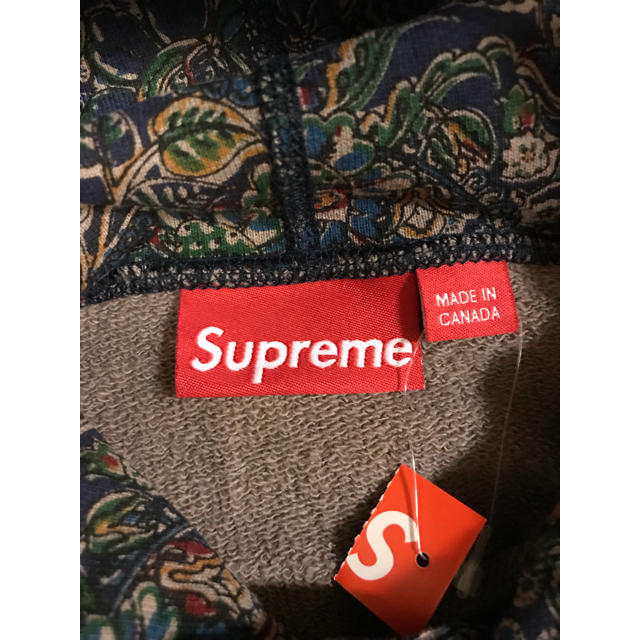 Supreme(シュプリーム)のsupreme メンズのトップス(パーカー)の商品写真