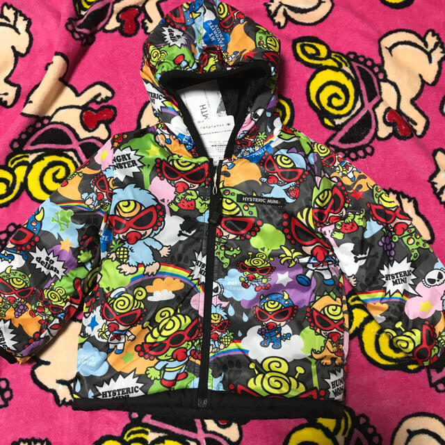 HYSTERIC MINI(ヒステリックミニ)の専用です❤️新品✨モンスター✨ダウン80 キッズ/ベビー/マタニティのベビー服(~85cm)(ジャケット/コート)の商品写真