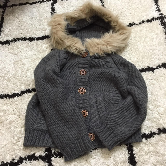 ZARA KIDS(ザラキッズ)のザラキッズファーフードニット キッズ/ベビー/マタニティのキッズ服女の子用(90cm~)(ニット)の商品写真