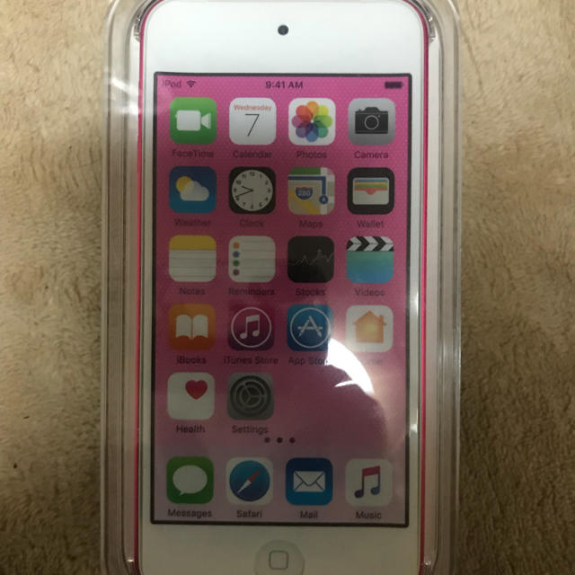 iPod touch(アイポッドタッチ)のらくだ様 専用 スマホ/家電/カメラのオーディオ機器(ポータブルプレーヤー)の商品写真