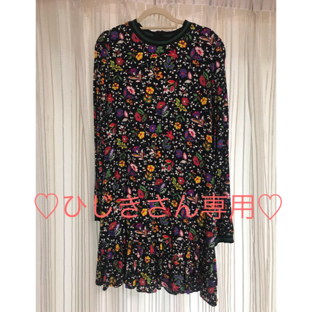 ZARA(ザラ)のワンピース♡ZARA♡花柄♡フリル♡美品 レディースのワンピース(ミニワンピース)の商品写真