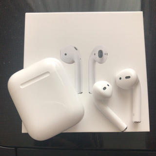 アップル(Apple)のAirPods 正規品(ヘッドフォン/イヤフォン)