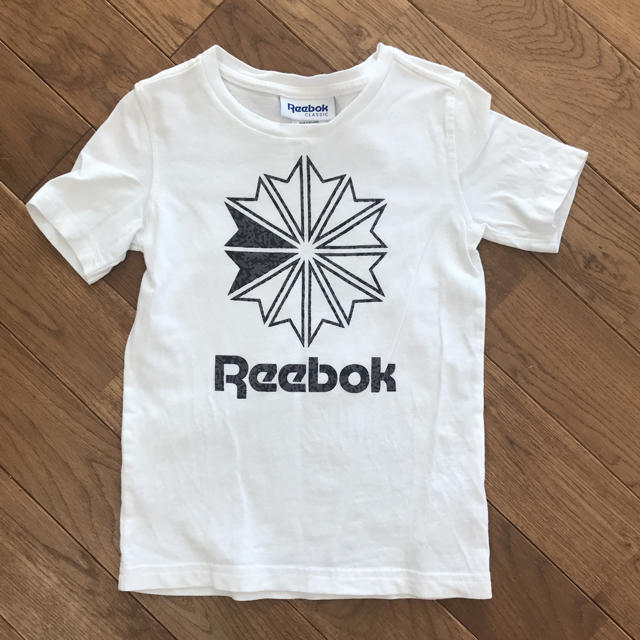Reebok(リーボック)の☆Reebok CLASSIC☆ Ｔシャツ size 120 キッズ/ベビー/マタニティのキッズ服男の子用(90cm~)(Tシャツ/カットソー)の商品写真