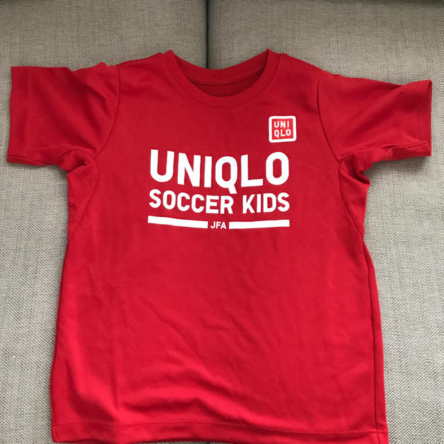 UNIQLO(ユニクロ)のＴシャツ キッズ/ベビー/マタニティのキッズ服女の子用(90cm~)(Tシャツ/カットソー)の商品写真