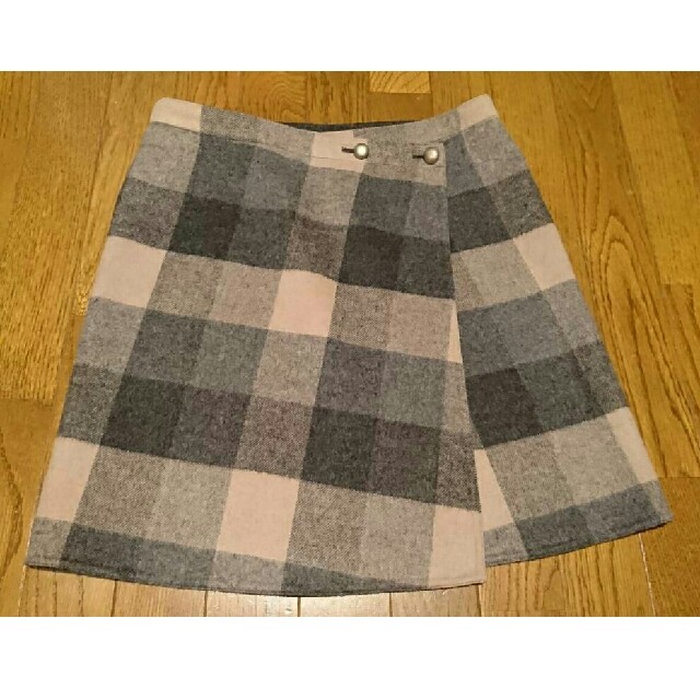 IENA(イエナ)のIENA イエナ Wフェイスリバーシブルミニ丈スカート  40サイズ レディースのスカート(ひざ丈スカート)の商品写真