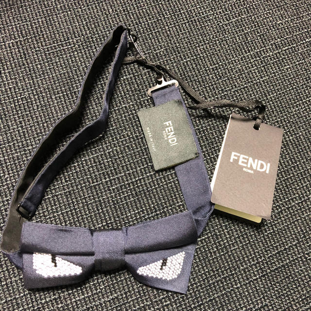FENDI(フェンディ)のフェンディ FENDI 蝶ネクタイ ボウタイ ブルー メンズ ギフト プレゼント メンズのファッション小物(ネクタイ)の商品写真