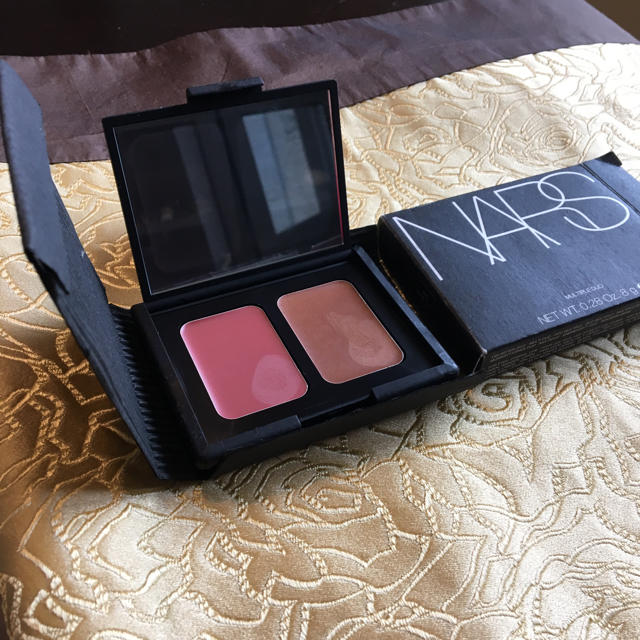 NARS(ナーズ)の[再値下げ♡][訳あり]NARS アイシャドー   コスメ/美容のベースメイク/化粧品(アイシャドウ)の商品写真