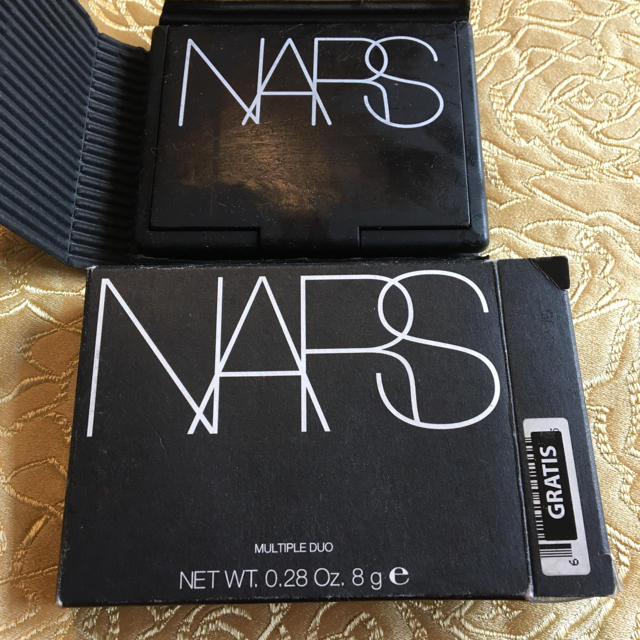 NARS(ナーズ)の[再値下げ♡][訳あり]NARS アイシャドー   コスメ/美容のベースメイク/化粧品(アイシャドウ)の商品写真