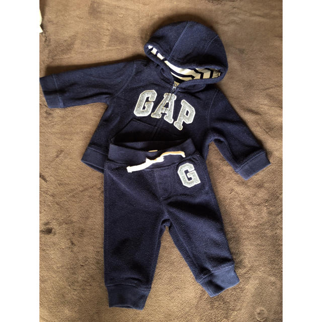 babyGAP(ベビーギャップ)のギャップ♡パーカースウェットセットアップ キッズ/ベビー/マタニティのベビー服(~85cm)(トレーナー)の商品写真