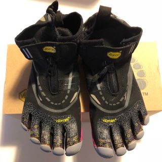 ビブラム(vibram)のVibram FiveFingers/W38(23.8cm)(スニーカー)