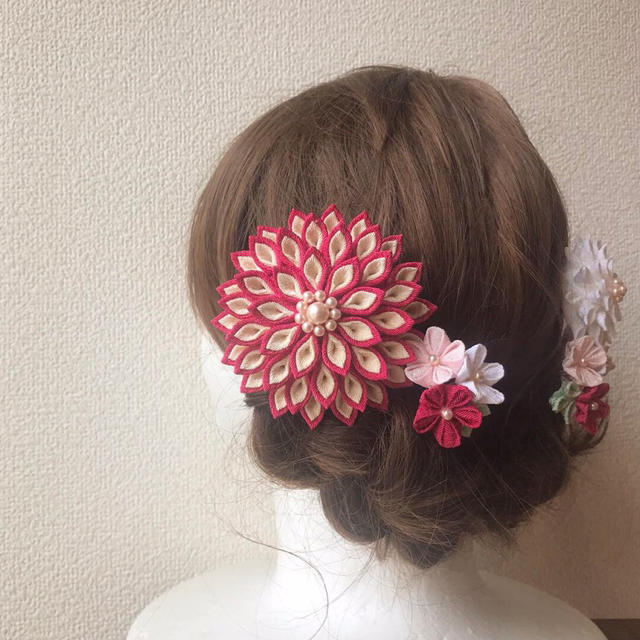 可憐な花嫁かんざし ハンドメイドのアクセサリー(ヘアアクセサリー)の商品写真