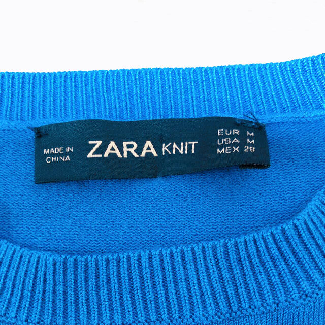 ZARA(ザラ)のZARAニットゴールドボタン レディースのトップス(ニット/セーター)の商品写真